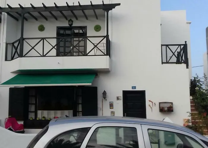 En El Pueblo De 3 Arrieta (Lanzarote)